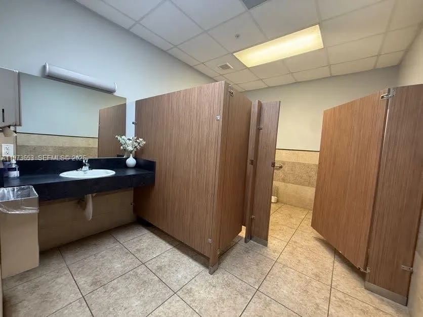 7620 Nw 25th St, Miami, Florida 33122, Miami, Florida 33122, ,Commercial Sale,For Sale,7620 Nw 25th St, Miami, Florida 33122,A11973653