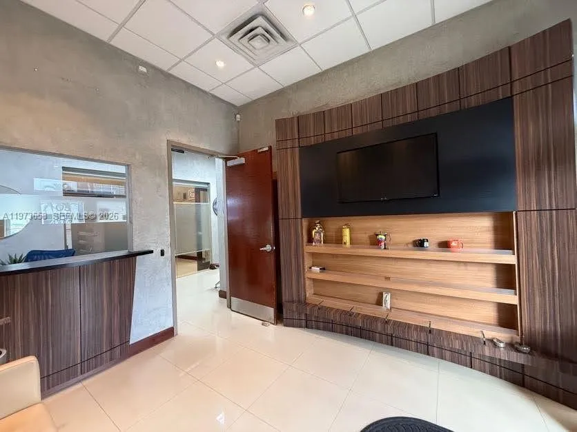 7620 Nw 25th St, Miami, Florida 33122, Miami, Florida 33122, ,Commercial Sale,For Sale,7620 Nw 25th St, Miami, Florida 33122,A11973653