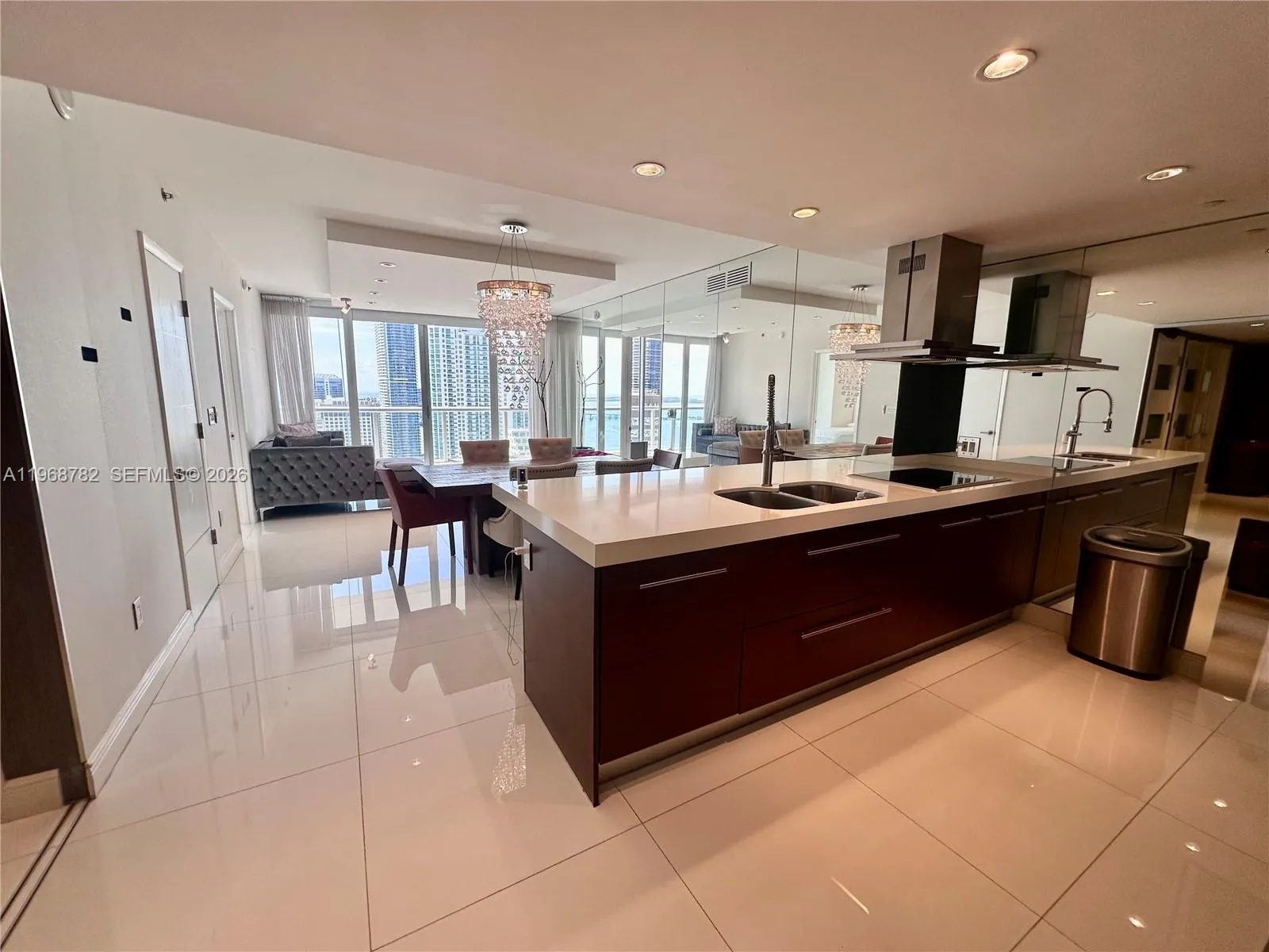 495 Brickell Ave 4403, Miami, Florida 33131, Miami, Florida 33131, 2 Bedrooms Bedrooms, ,2 BathroomsBathrooms,Residential Lease,For Rent,495 Brickell Ave 4403, Miami, Florida 33131,A11968782
