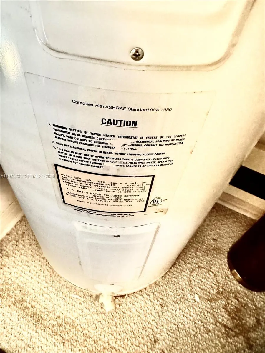 3500 Harrison St 7, Hollywood, Florida 33021, Hollywood, Florida 33021, 2 Bedrooms Bedrooms, ,1 BathroomBathrooms,Residential,For Sale,3500 Harrison St 7, Hollywood, Florida 33021,A11973233