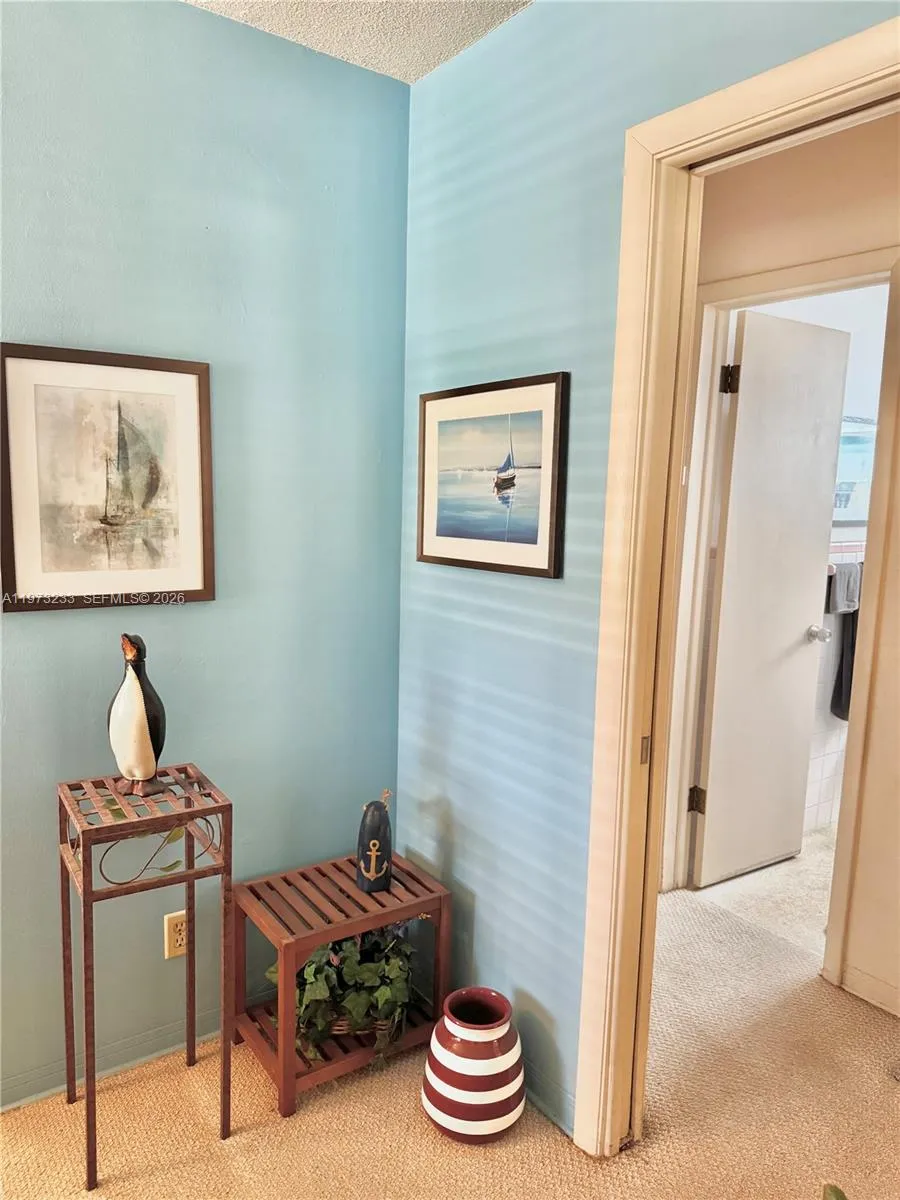 3500 Harrison St 7, Hollywood, Florida 33021, Hollywood, Florida 33021, 2 Bedrooms Bedrooms, ,1 BathroomBathrooms,Residential,For Sale,3500 Harrison St 7, Hollywood, Florida 33021,A11973233