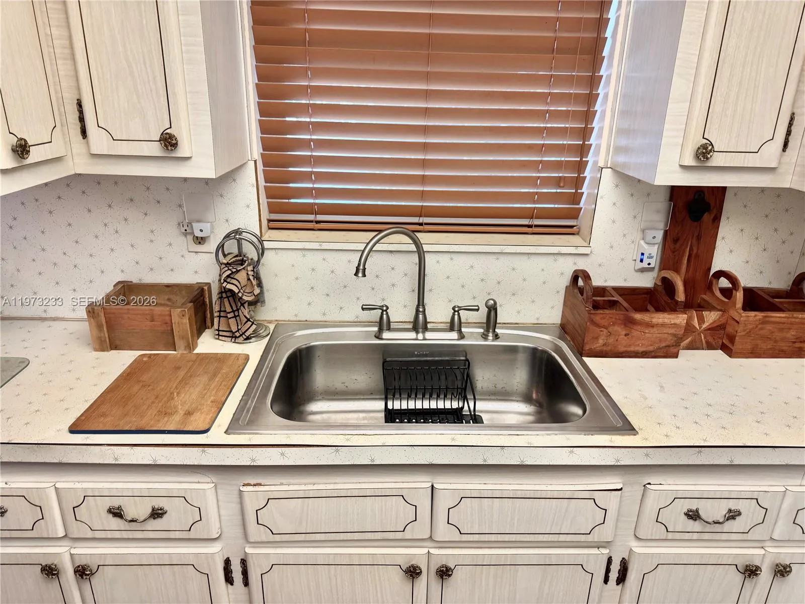 3500 Harrison St 7, Hollywood, Florida 33021, Hollywood, Florida 33021, 2 Bedrooms Bedrooms, ,1 BathroomBathrooms,Residential,For Sale,3500 Harrison St 7, Hollywood, Florida 33021,A11973233