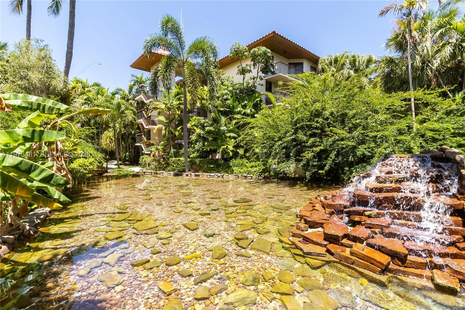101 Ocean Lane Dr 1012, Key Biscayne, Florida 3314, Key Biscayne, Florida 33149, 3 Bedrooms Bedrooms, ,2 BathroomsBathrooms,Residential Lease,For Rent,101 Ocean Lane Dr 1012, Key Biscayne, Florida 3314,A11973481