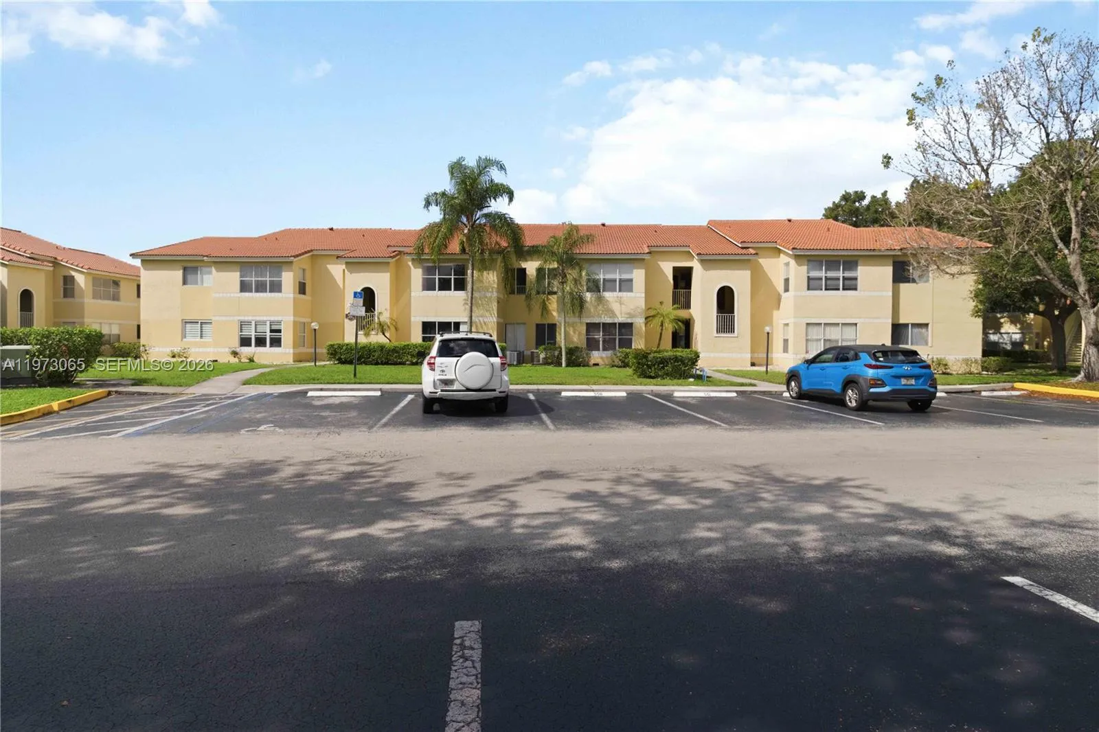 12760 Vista Isles 724, Sunrise, Florida 33325, Sunrise, Florida 33325, 1 Bedroom Bedrooms, ,1 BathroomBathrooms,Residential,For Sale,12760 Vista Isles 724, Sunrise, Florida 33325,A11973065 12760 Vista Isles 724, Sunrise, Florida 33325, Sunrise, Florida 33325, 1 Bedroom Bedrooms, ,1 BathroomBathrooms,Residential,For Sale,12760 Vista Isles 724, Sunrise, Florida 33325,A11973065