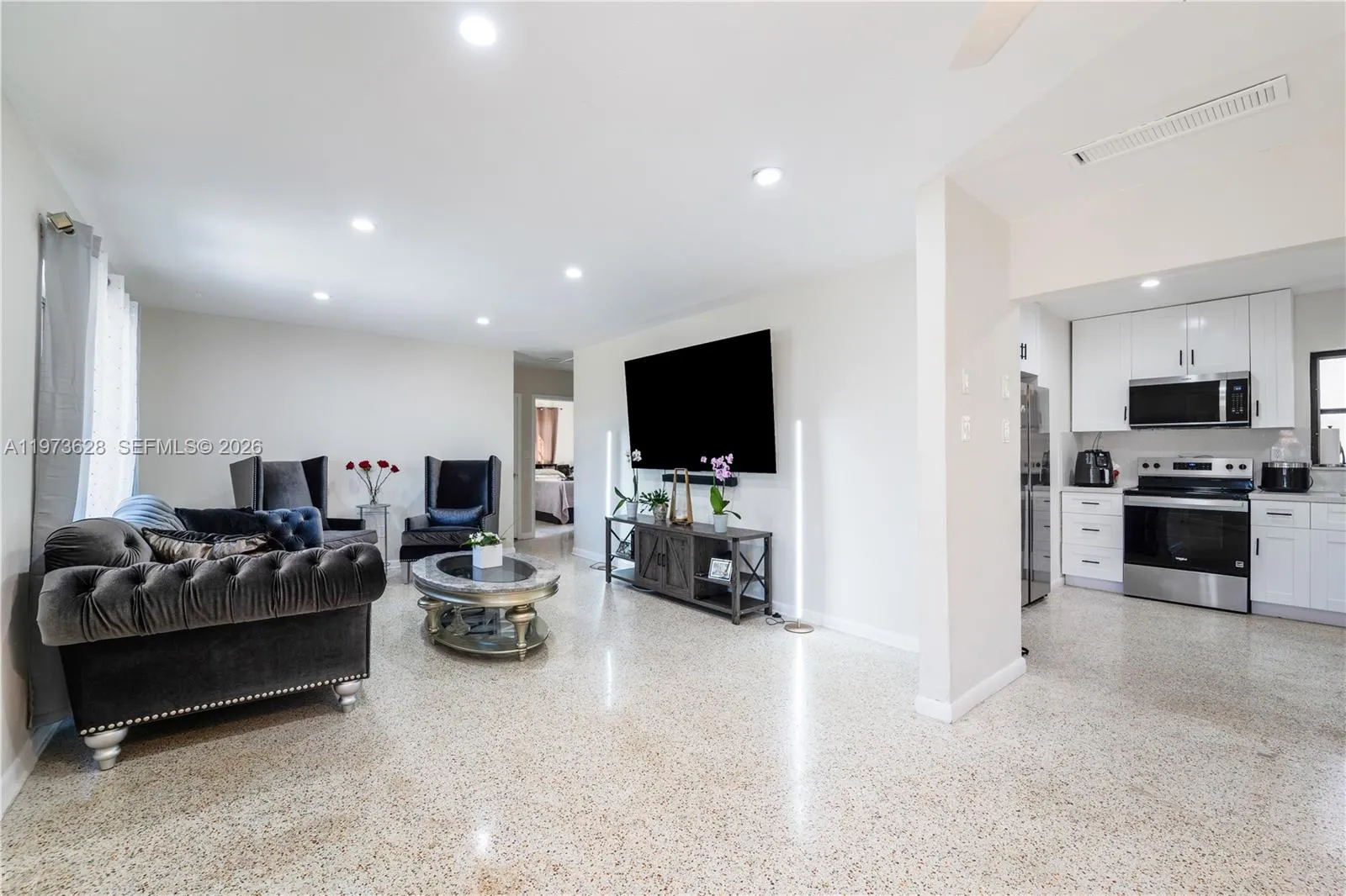 2020 Sw 127th Ct, Miami, Florida 33175, Miami, Florida 33175, 3 Bedrooms Bedrooms, ,1 BathroomBathrooms,Residential,For Sale,2020 Sw 127th Ct, Miami, Florida 33175,A11973628