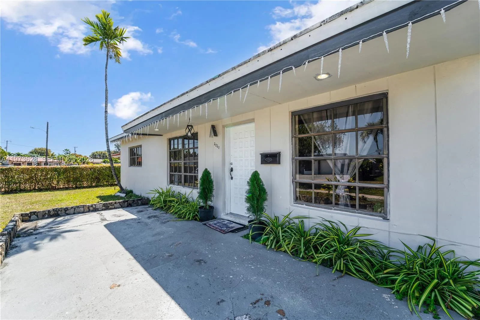 2020 Sw 127th Ct, Miami, Florida 33175, Miami, Florida 33175, 3 Bedrooms Bedrooms, ,1 BathroomBathrooms,Residential,For Sale,2020 Sw 127th Ct, Miami, Florida 33175,A11973628
