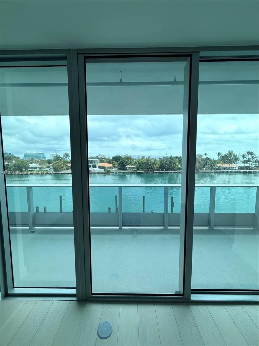 9221 E Bay Harbor Dr 307, Bay Harbor Islands, Flor, Bay Harbor Islands, Florida 33154, 2 Bedrooms Bedrooms, ,2 BathroomsBathrooms,Residential Lease,For Rent,9221 E Bay Harbor Dr 307, Bay Harbor Islands, Flor,A11973692