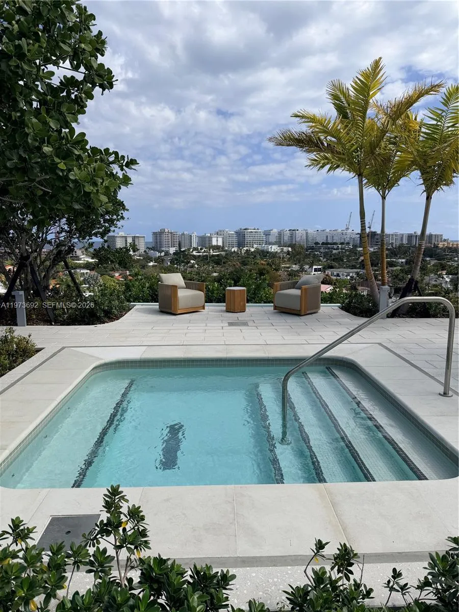 9221 E Bay Harbor Dr 307, Bay Harbor Islands, Flor, Bay Harbor Islands, Florida 33154, 2 Bedrooms Bedrooms, ,2 BathroomsBathrooms,Residential Lease,For Rent,9221 E Bay Harbor Dr 307, Bay Harbor Islands, Flor,A11973692