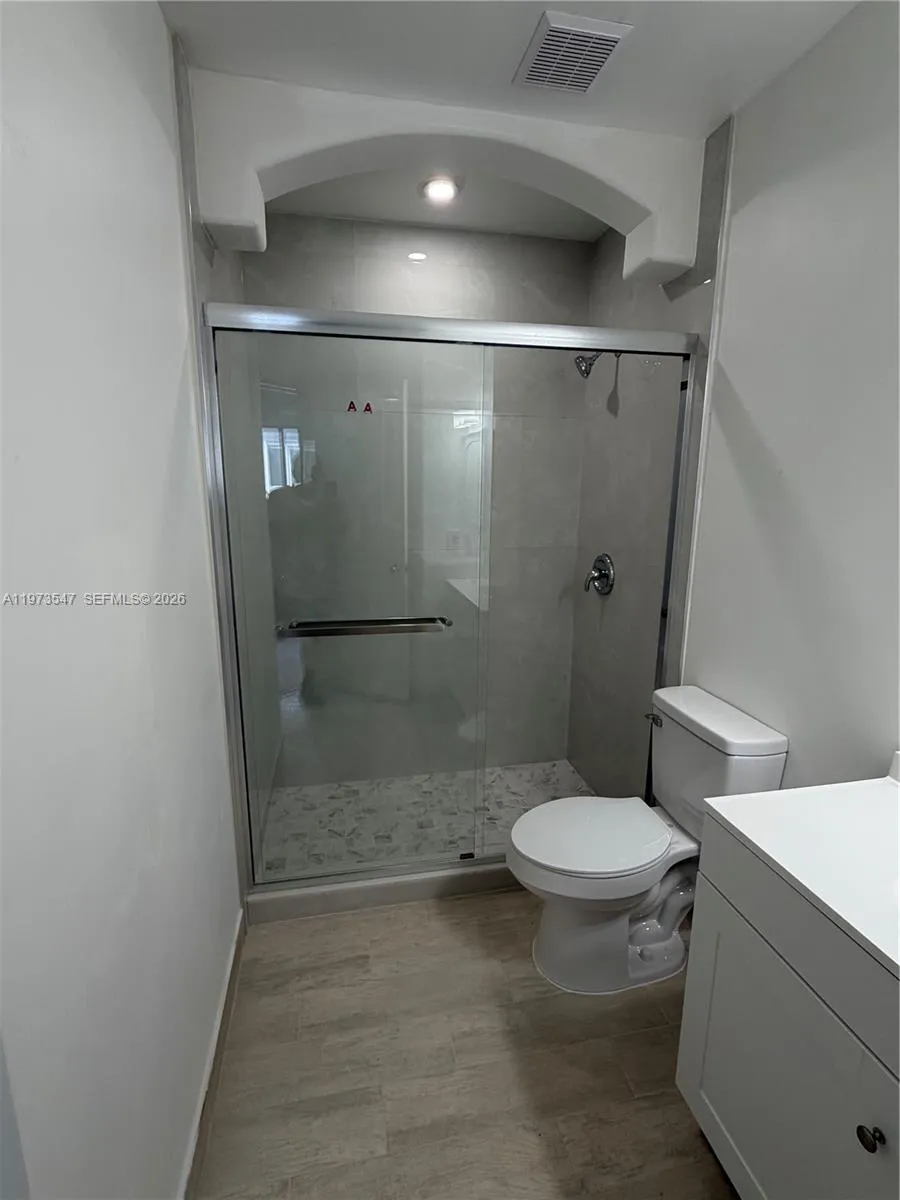 8336 Nw 10th St 8h, Miami, Florida 33126, Miami, Florida 33126, 2 Bedrooms Bedrooms, ,2 BathroomsBathrooms,Residential Lease,For Rent,8336 Nw 10th St 8h, Miami, Florida 33126,A11973547