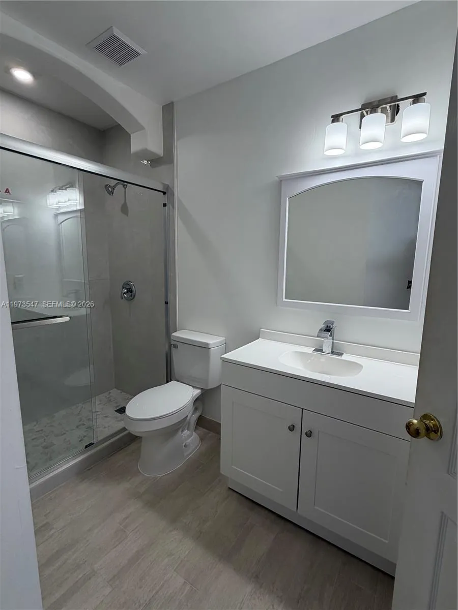 8336 Nw 10th St 8h, Miami, Florida 33126, Miami, Florida 33126, 2 Bedrooms Bedrooms, ,2 BathroomsBathrooms,Residential Lease,For Rent,8336 Nw 10th St 8h, Miami, Florida 33126,A11973547