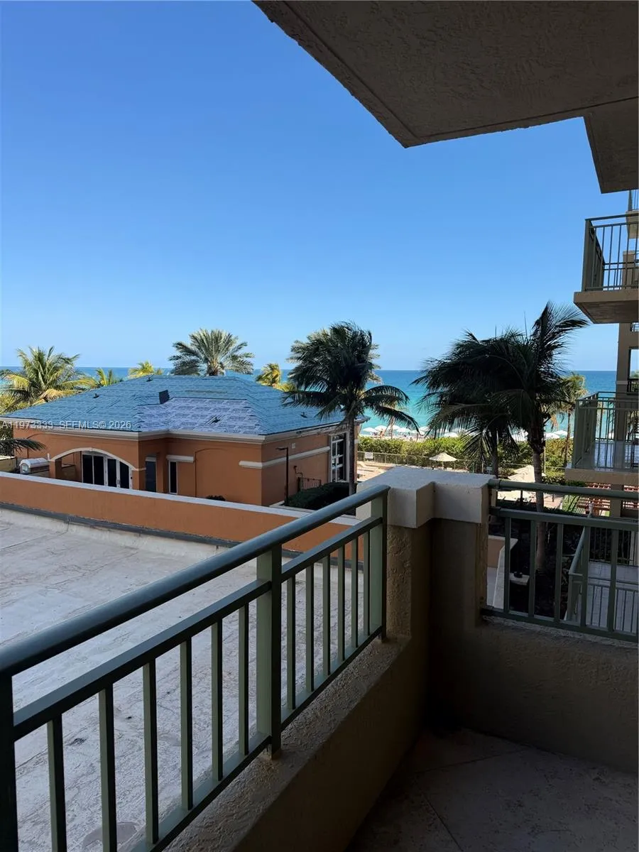 2080 S Ocean Dr 308, Hallandale Beach, Florida 330, Hallandale Beach, Florida 33009, 2 Bedrooms Bedrooms, ,2 BathroomsBathrooms,Residential,For Sale,2080 S Ocean Dr 308, Hallandale Beach, Florida 330,A11973333