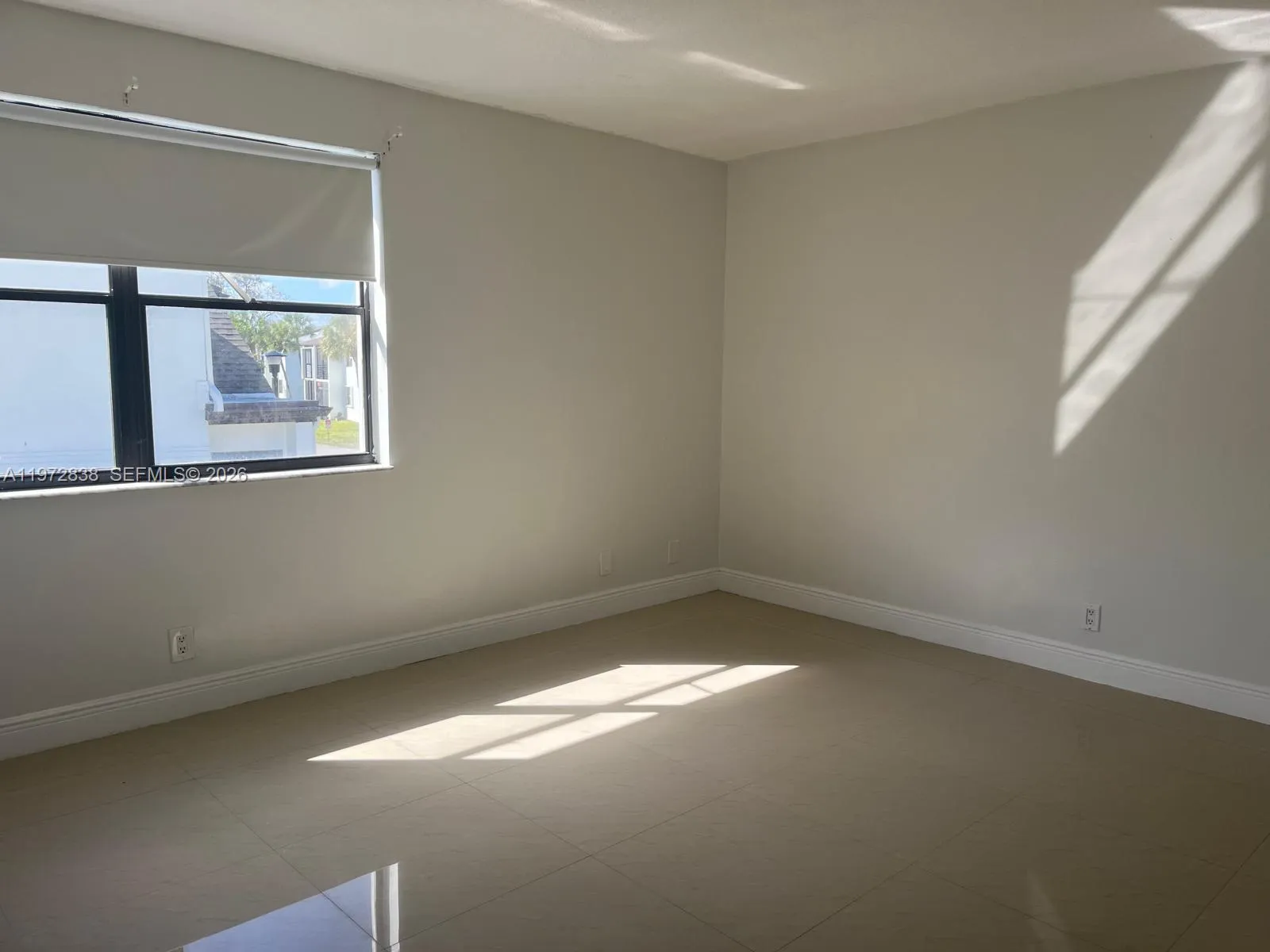 11202 Taft St 11202, Pembroke Pines, Florida 33026, Pembroke Pines, Florida 33026, 2 Bedrooms Bedrooms, ,2 BathroomsBathrooms,Residential Lease,For Rent,11202 Taft St 11202, Pembroke Pines, Florida 33026,A11972838