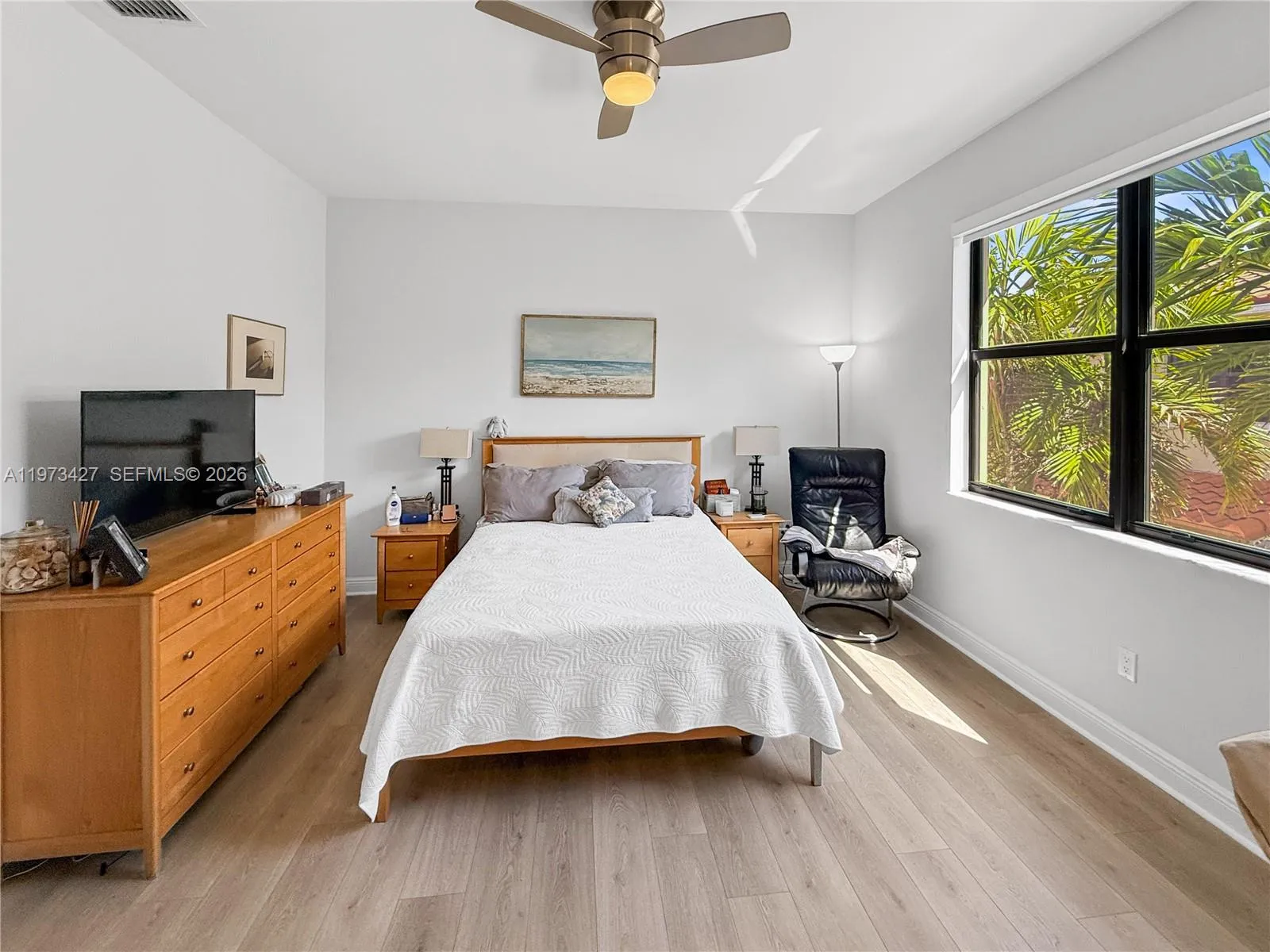 135 Nw 209th Trl, Pembroke Pines, Florida 33029, Pembroke Pines, Florida 33029, 3 Bedrooms Bedrooms, ,2 BathroomsBathrooms,Residential,For Sale,135 Nw 209th Trl, Pembroke Pines, Florida 33029,A11973427