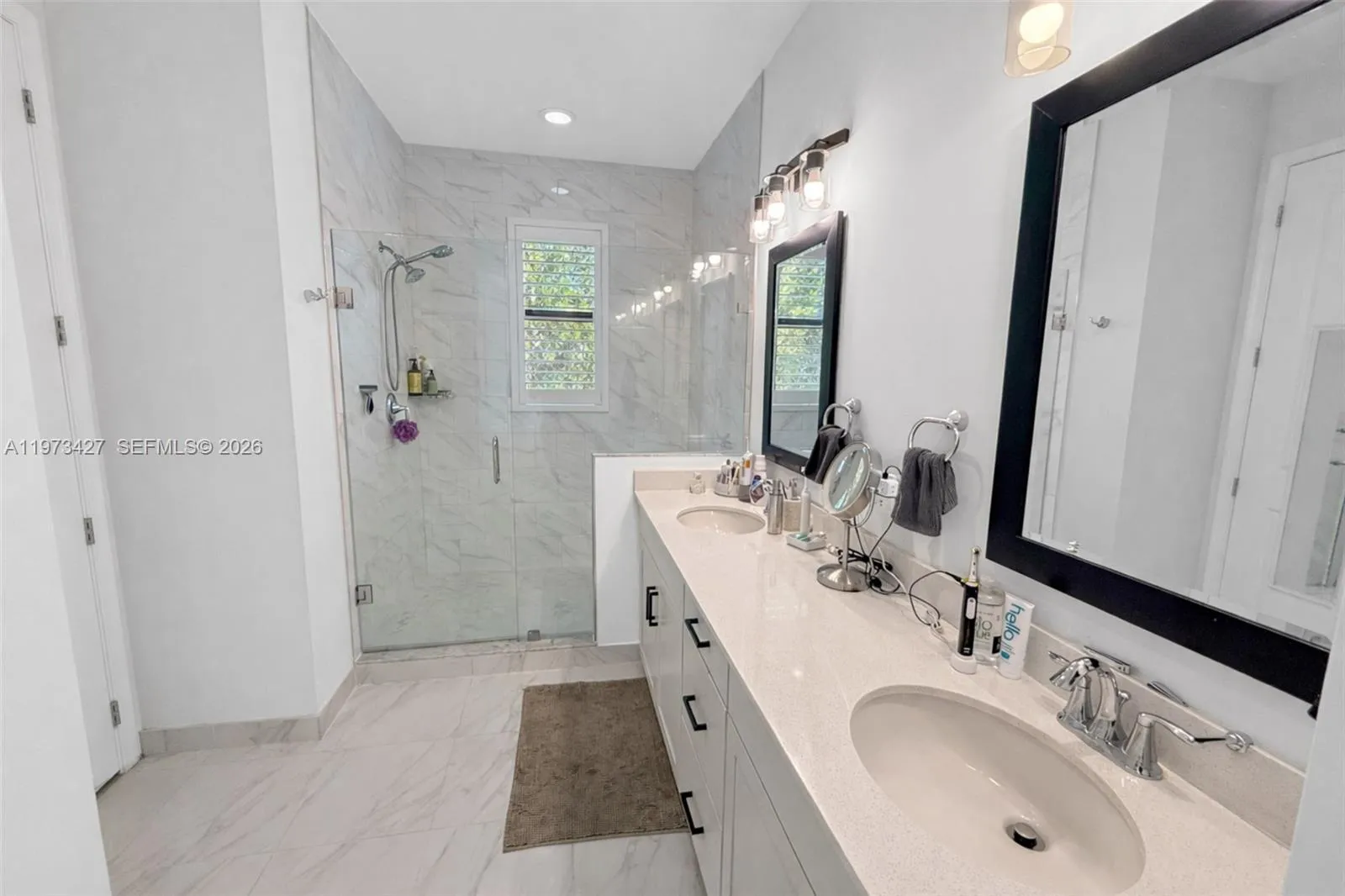 135 Nw 209th Trl, Pembroke Pines, Florida 33029, Pembroke Pines, Florida 33029, 3 Bedrooms Bedrooms, ,2 BathroomsBathrooms,Residential,For Sale,135 Nw 209th Trl, Pembroke Pines, Florida 33029,A11973427