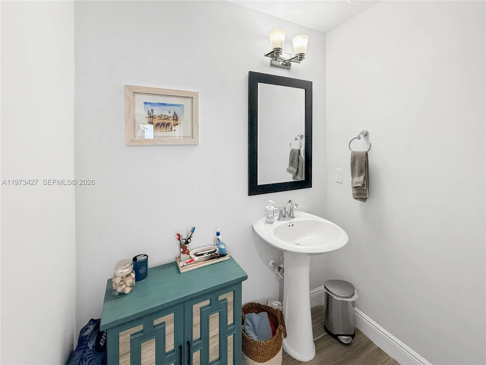 135 Nw 209th Trl, Pembroke Pines, Florida 33029, Pembroke Pines, Florida 33029, 3 Bedrooms Bedrooms, ,2 BathroomsBathrooms,Residential,For Sale,135 Nw 209th Trl, Pembroke Pines, Florida 33029,A11973427