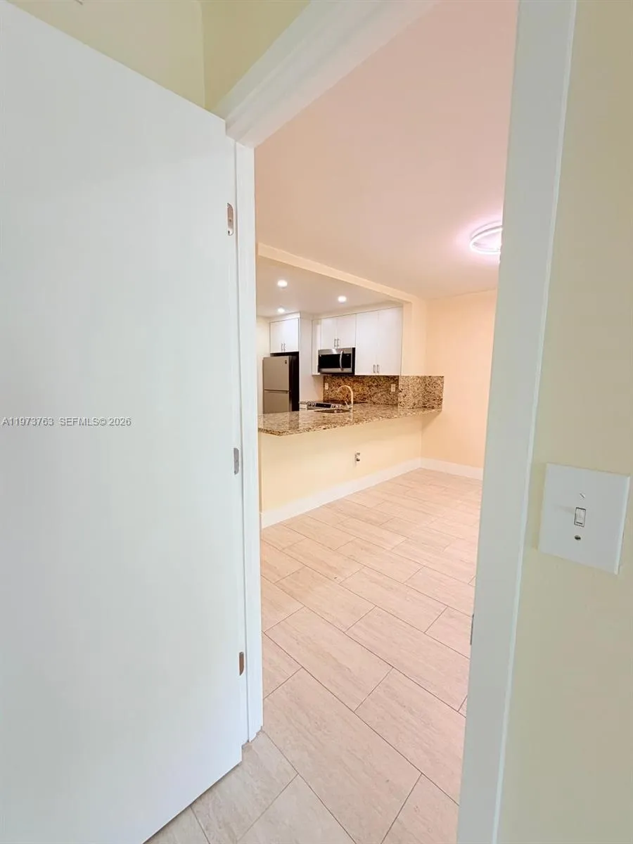 7920 Camino Real M 312, Miami, Florida 33143, Miami, Florida 33143, 1 Bedroom Bedrooms, ,1 BathroomBathrooms,Residential Lease,For Rent,7920 Camino Real M 312, Miami, Florida 33143,A11973763