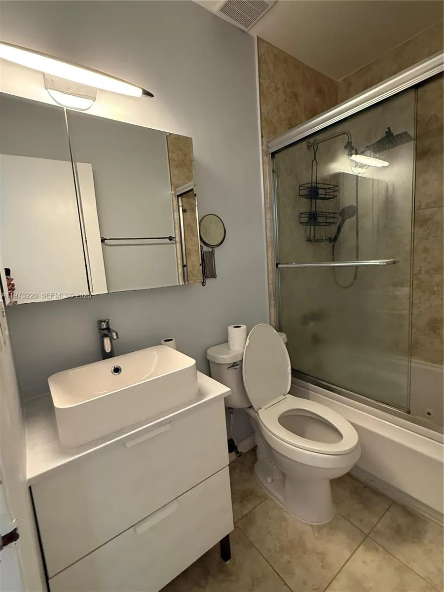 Miami, Florida 33134, 3 Bedrooms Bedrooms, ,2 BathroomsBathrooms,Residential,For Sale,A11973220