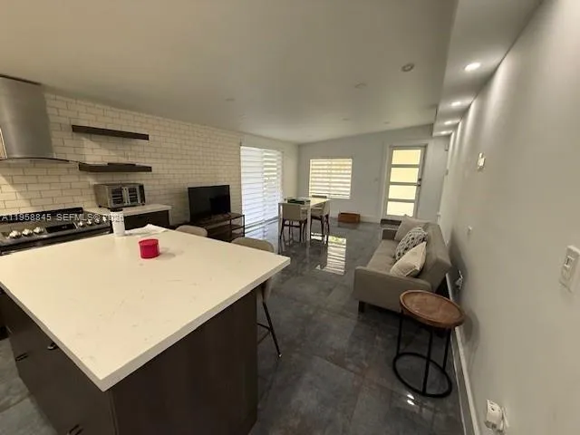 3008 Nw 13th St, Miami, Florida 33125, Miami, Florida 33125, ,Residential Income,For Sale,3008 Nw 13th St, Miami, Florida 33125,A11958845
