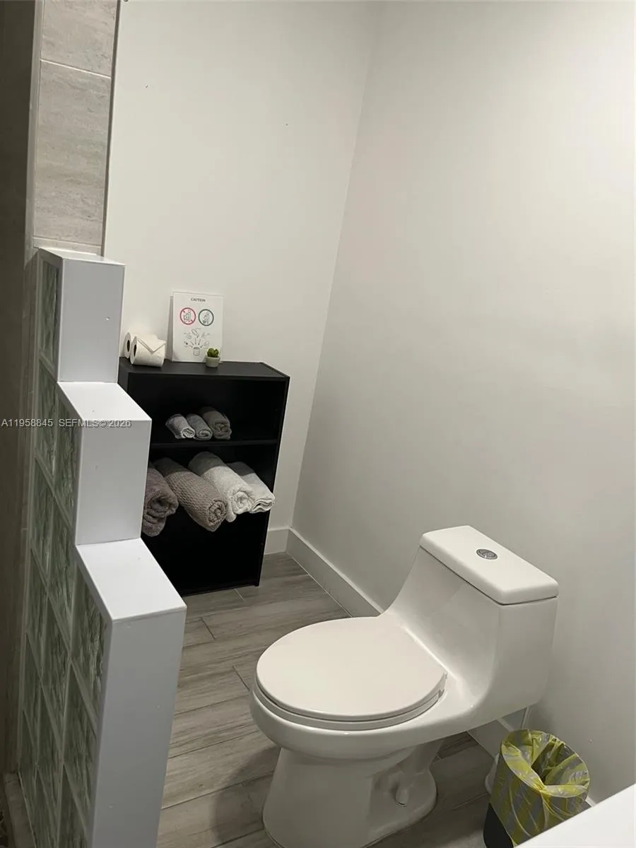 3008 Nw 13th St, Miami, Florida 33125, Miami, Florida 33125, ,Residential Income,For Sale,3008 Nw 13th St, Miami, Florida 33125,A11958845