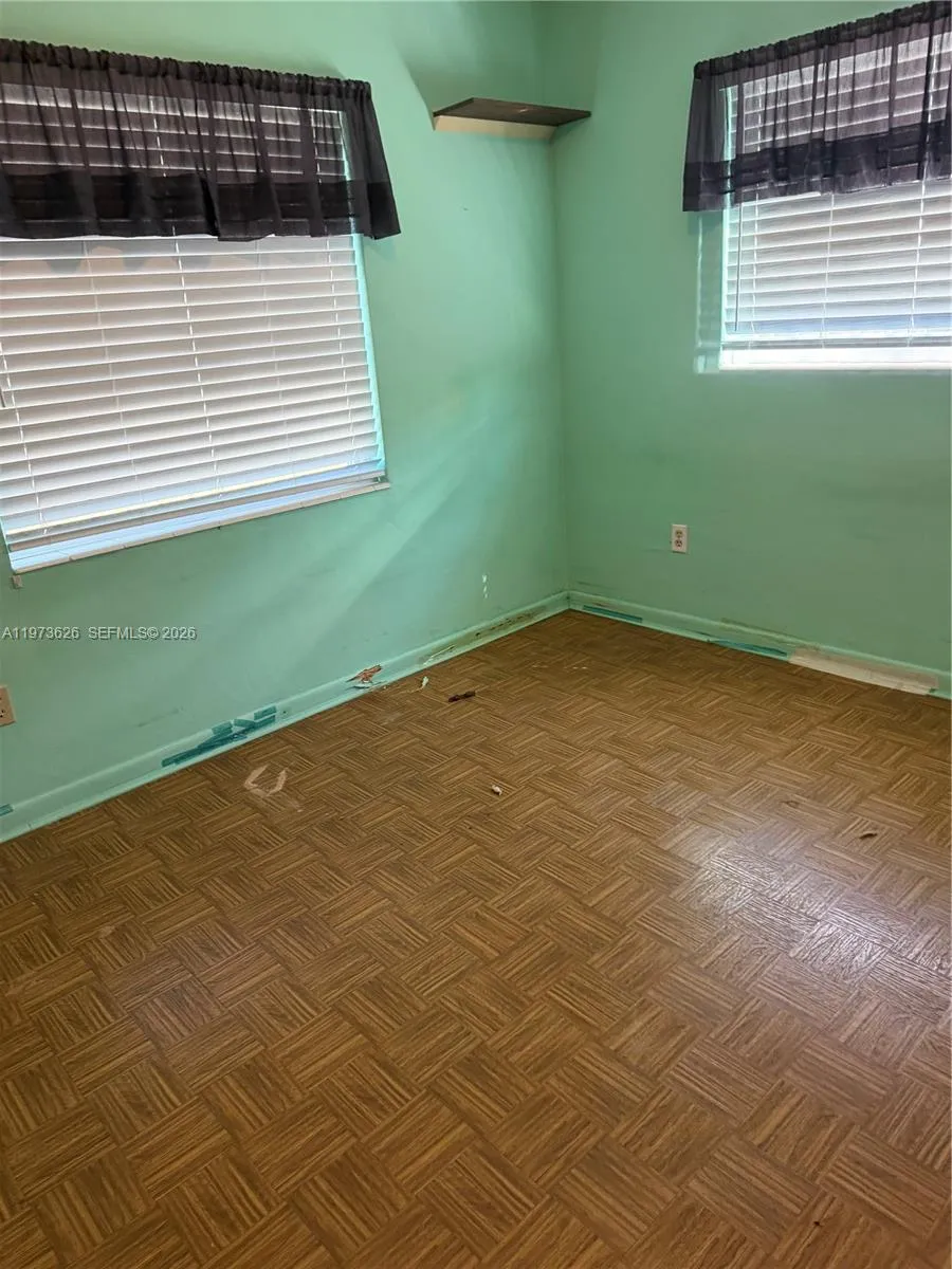 100 Ne 212th Ter, Miami Gardens, Florida 33179, Miami Gardens, Florida 33179, 3 Bedrooms Bedrooms, ,2 BathroomsBathrooms,Residential,For Sale,100 Ne 212th Ter, Miami Gardens, Florida 33179,A11973626