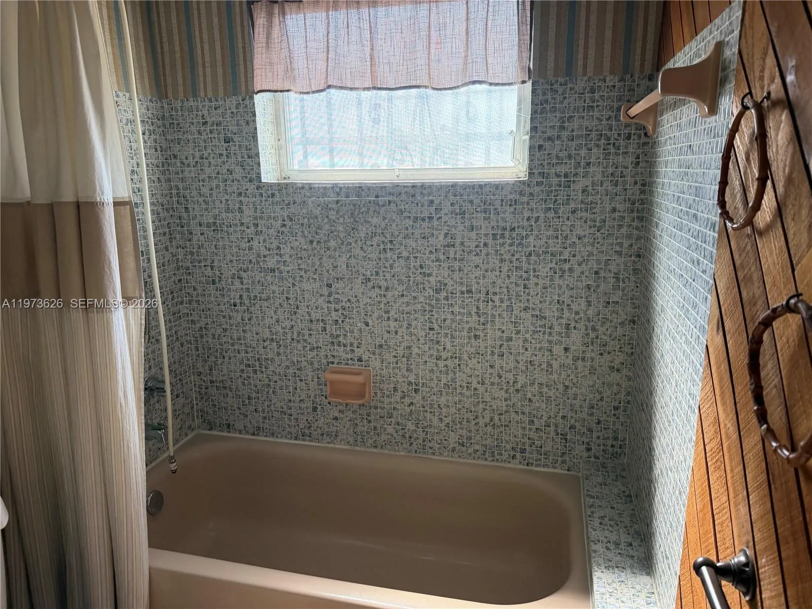 100 Ne 212th Ter, Miami Gardens, Florida 33179, Miami Gardens, Florida 33179, 3 Bedrooms Bedrooms, ,2 BathroomsBathrooms,Residential,For Sale,100 Ne 212th Ter, Miami Gardens, Florida 33179,A11973626