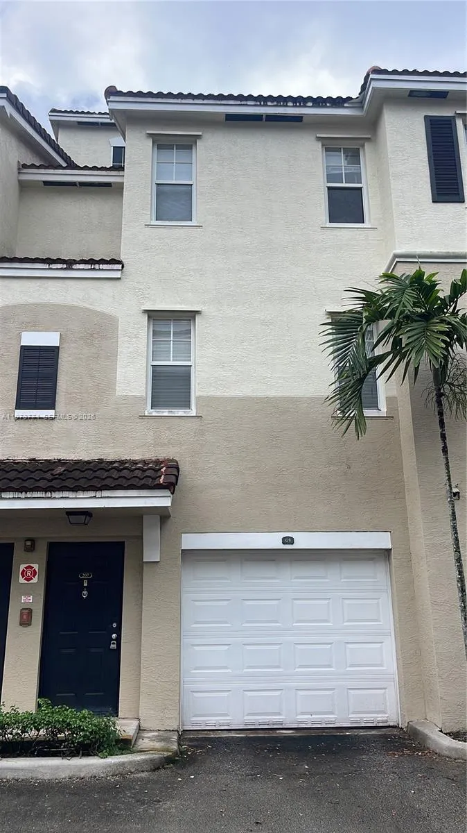 6020 W Sample Rd 207, Coral Springs, Florida 33067, Coral Springs, Florida 33067, 2 Bedrooms Bedrooms, ,2 BathroomsBathrooms,Residential Lease,For Rent,6020 W Sample Rd 207, Coral Springs, Florida 33067,A11973774