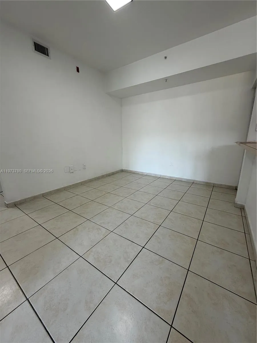 7290 Nw 114th Ave 102-7, Doral, Florida 33178, Doral, Florida 33178, 2 Bedrooms Bedrooms, ,2 BathroomsBathrooms,Residential Lease,For Rent,7290 Nw 114th Ave 102-7, Doral, Florida 33178,A11973780