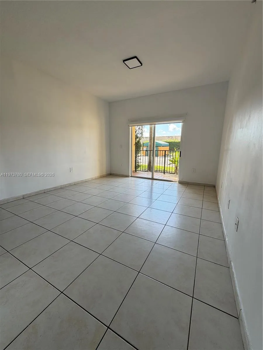 7290 Nw 114th Ave 102-7, Doral, Florida 33178, Doral, Florida 33178, 2 Bedrooms Bedrooms, ,2 BathroomsBathrooms,Residential Lease,For Rent,7290 Nw 114th Ave 102-7, Doral, Florida 33178,A11973780