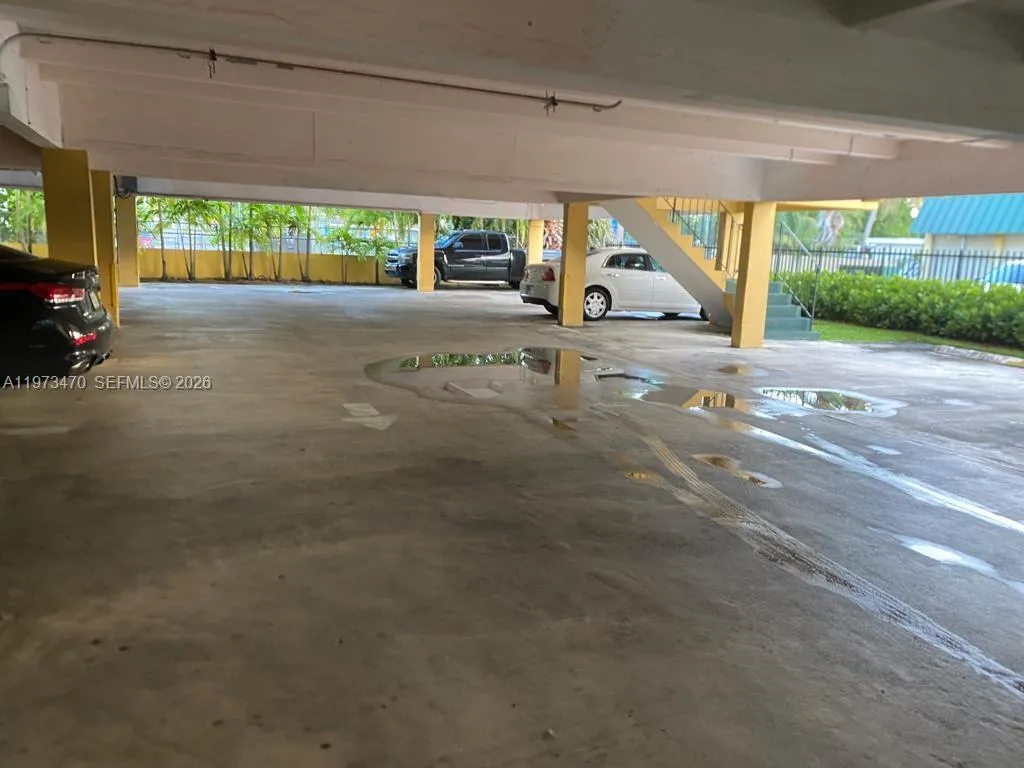 1975 Ne 135th St 2d, North Miami, Florida 33181, North Miami, Florida 33181, 1 Bedroom Bedrooms, ,1 BathroomBathrooms,Residential Lease,For Rent,1975 Ne 135th St 2d, North Miami, Florida 33181,A11973470