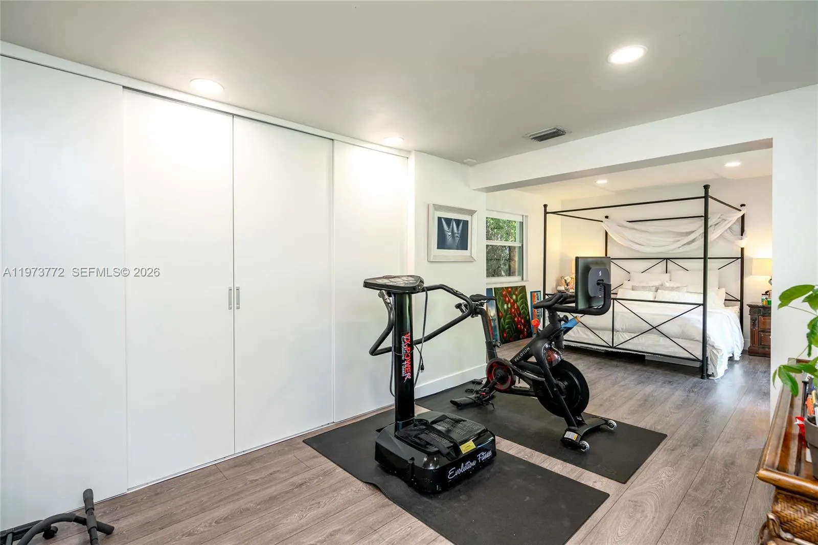 1360 Sw 16th St, Miami, Florida 33145, Miami, Florida 33145, 3 Bedrooms Bedrooms, ,1 BathroomBathrooms,Residential,For Sale,1360 Sw 16th St, Miami, Florida 33145,A11973772