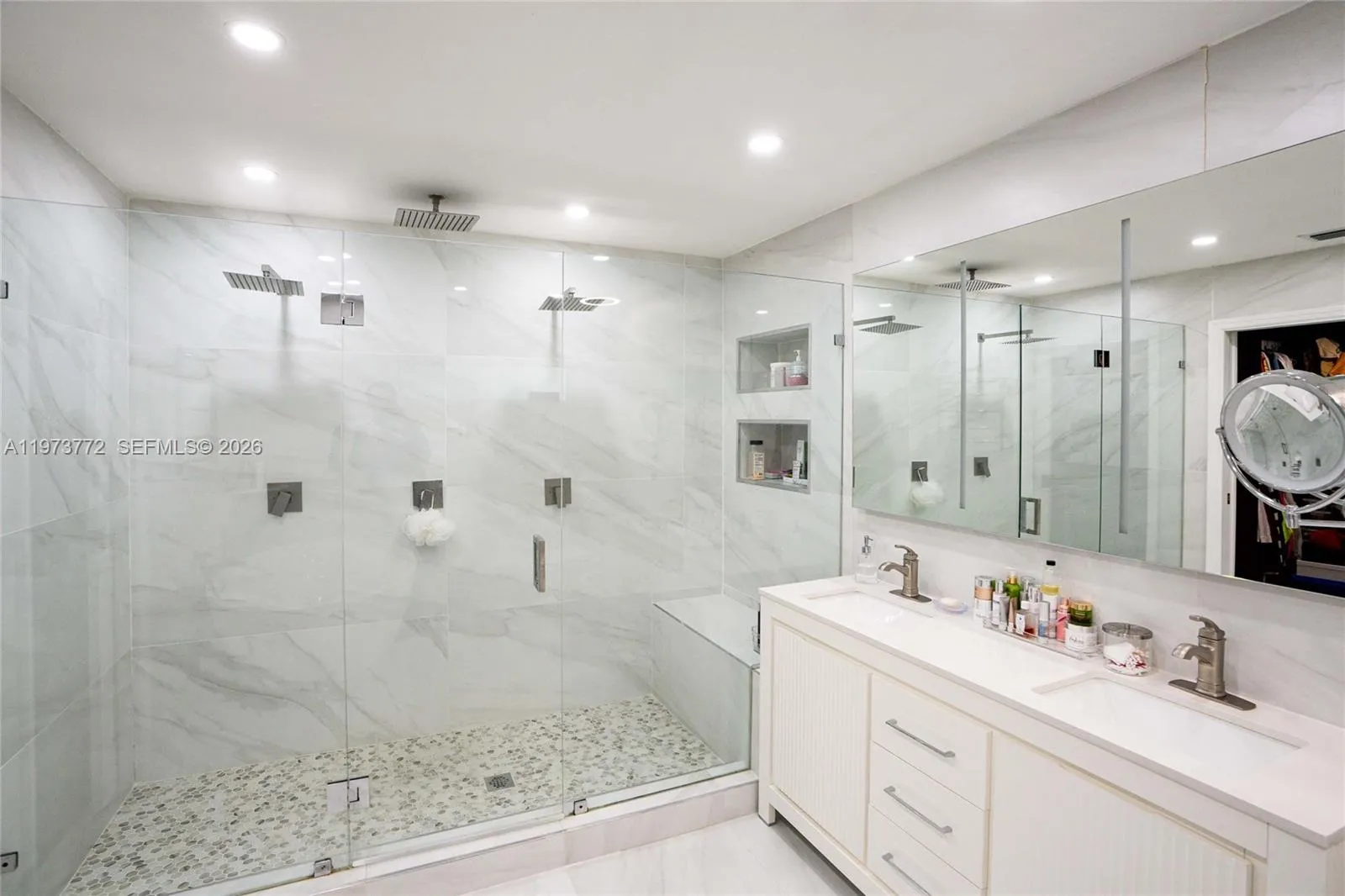 1360 Sw 16th St, Miami, Florida 33145, Miami, Florida 33145, 3 Bedrooms Bedrooms, ,1 BathroomBathrooms,Residential,For Sale,1360 Sw 16th St, Miami, Florida 33145,A11973772