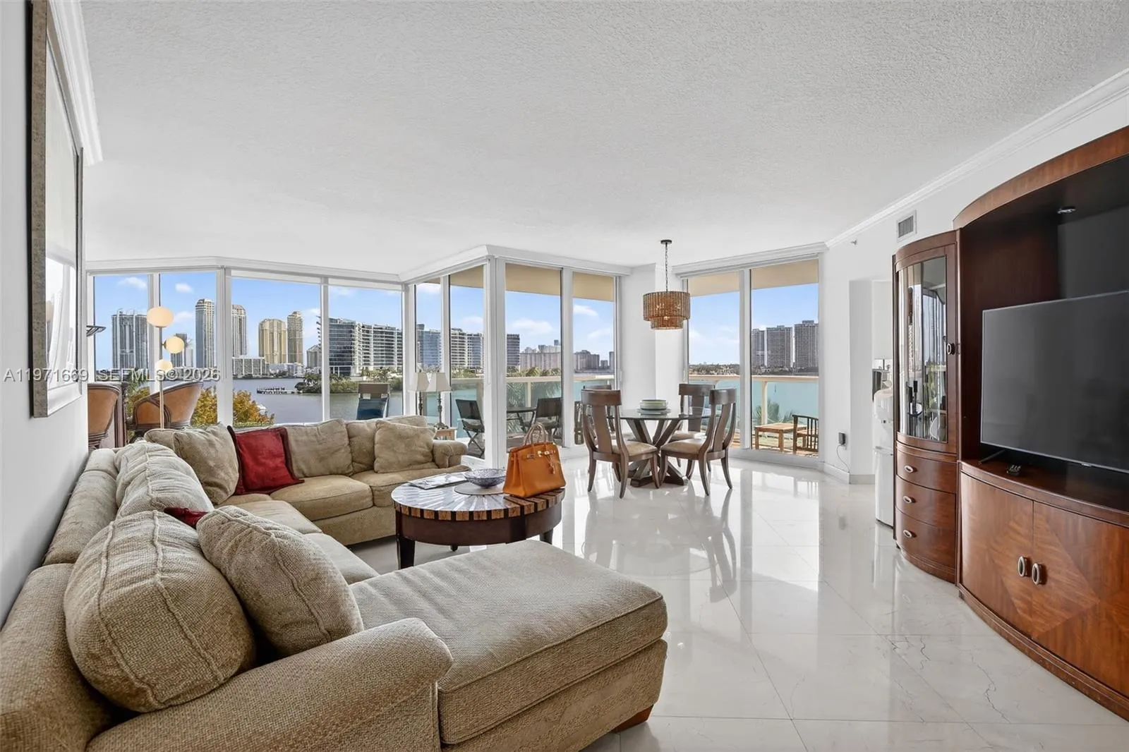 Aventura, Florida 33180, Aventura, Florida 33180, 3 Bedrooms Bedrooms, ,3 BathroomsBathrooms,Residential Lease,For Rent, Aventura, Florida 33180,A11971669