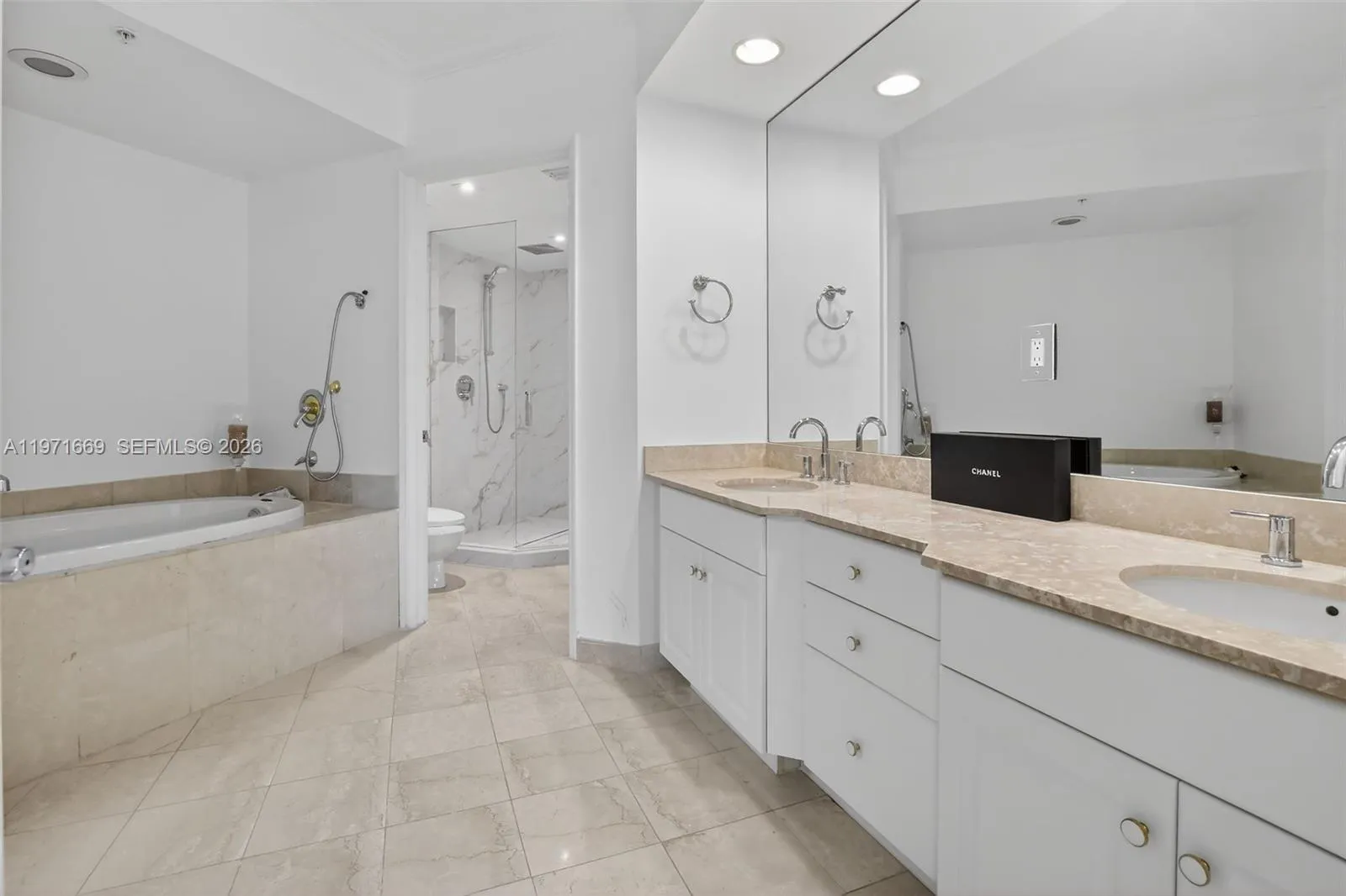 Aventura, Florida 33180, Aventura, Florida 33180, 3 Bedrooms Bedrooms, ,3 BathroomsBathrooms,Residential Lease,For Rent, Aventura, Florida 33180,A11971669