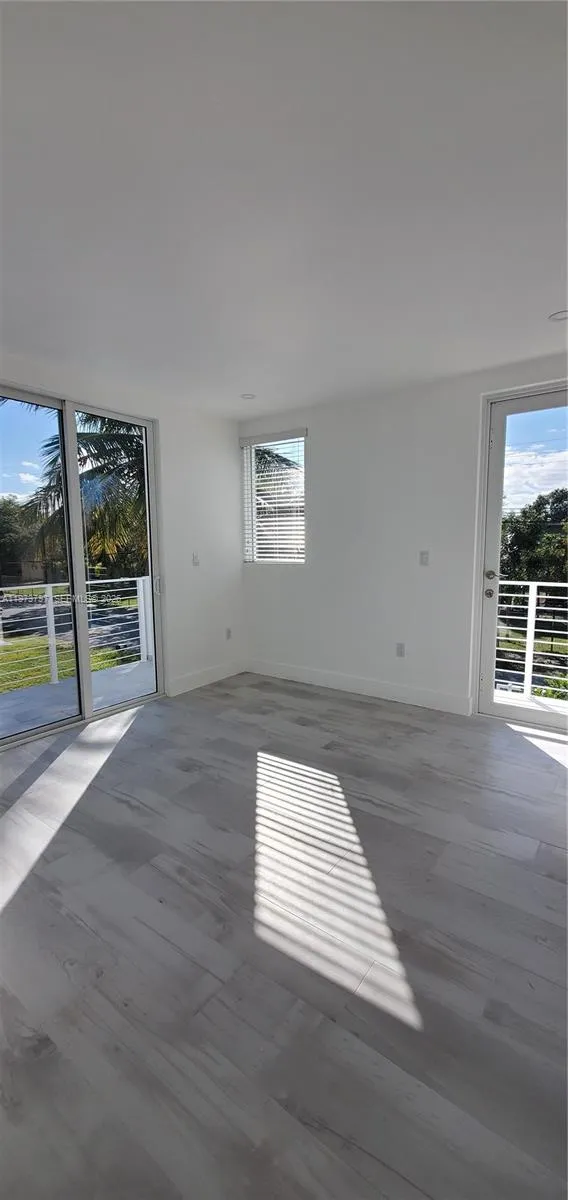 3787 Thomas Ave, Miami, Florida 33133, Miami, Florida 33133, 5 Bedrooms Bedrooms, ,4 BathroomsBathrooms,Residential Lease,For Rent,3787 Thomas Ave, Miami, Florida 33133,A11973797