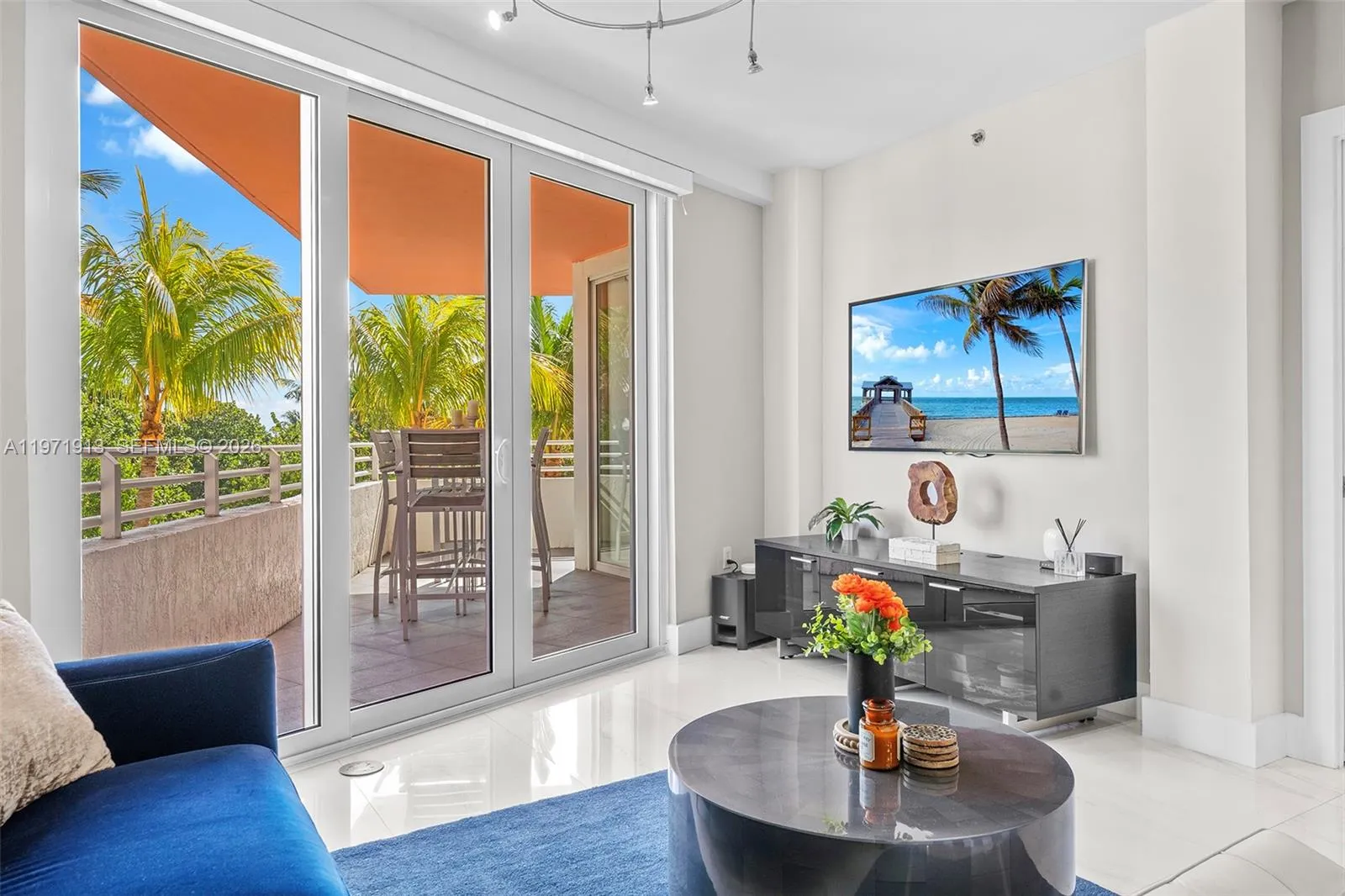 226 Ocean Dr 3c, Miami Beach, Florida 33139, Miami Beach, Florida 33139, 2 Bedrooms Bedrooms, ,2 BathroomsBathrooms,Residential Lease,For Rent,226 Ocean Dr 3c, Miami Beach, Florida 33139,A11971913