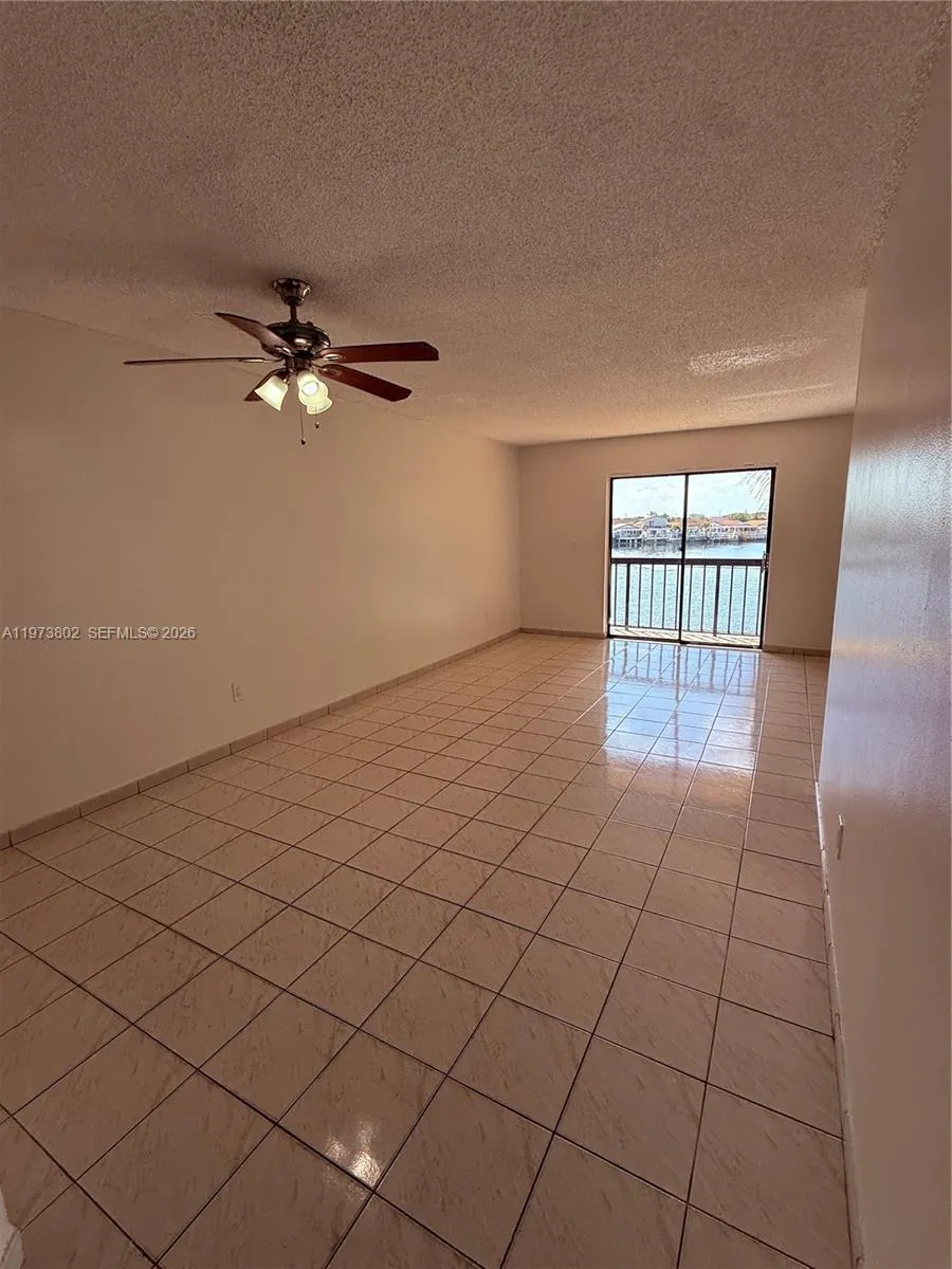 2540 W 67th Pl 202-28, Hialeah, Florida 33016, Hialeah, Florida 33016, 2 Bedrooms Bedrooms, ,2 BathroomsBathrooms,Residential,For Sale,2540 W 67th Pl 202-28, Hialeah, Florida 33016,A11973802
