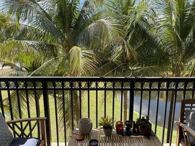 2925 Nw 126th Ave 306-1, Sunrise, Florida 33323, Sunrise, Florida 33323, 3 Bedrooms Bedrooms, ,2 BathroomsBathrooms,Residential,For Sale,2925 Nw 126th Ave 306-1, Sunrise, Florida 33323,A11972345