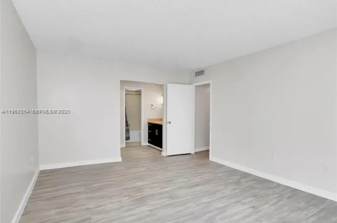 145 Se 25th Rd 602, Miami, Florida 33129, Miami, Florida 33129, 2 Bedrooms Bedrooms, ,2 BathroomsBathrooms,Residential,For Sale,145 Se 25th Rd 602, Miami, Florida 33129,A11969264