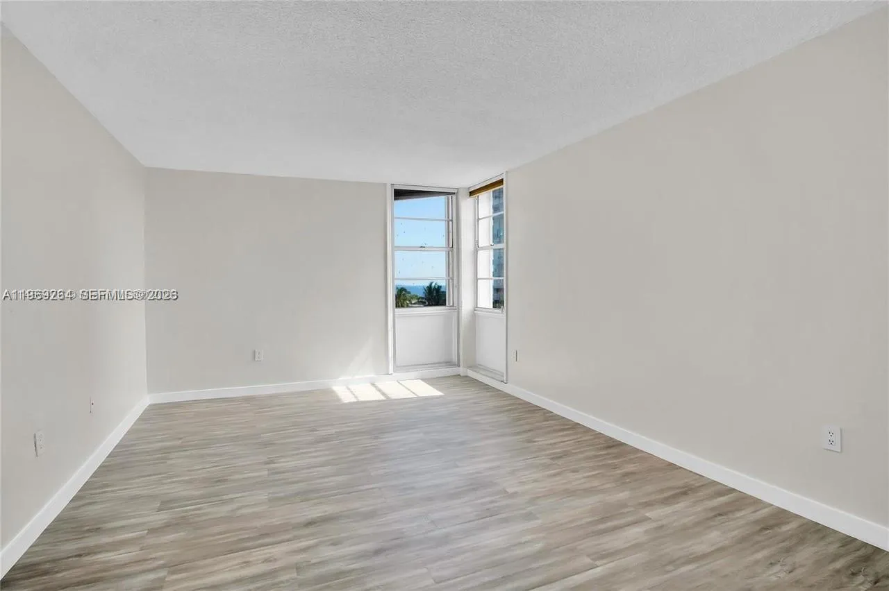 145 Se 25th Rd 602, Miami, Florida 33129, Miami, Florida 33129, 2 Bedrooms Bedrooms, ,2 BathroomsBathrooms,Residential,For Sale,145 Se 25th Rd 602, Miami, Florida 33129,A11969264