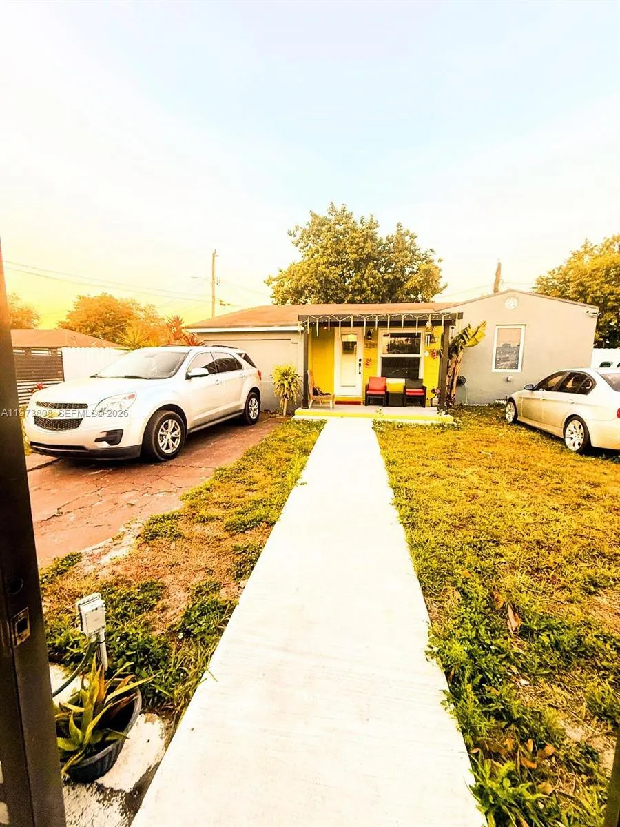 2281 Nw 81st Ter, Miami, Florida 33147, Miami, Florida 33147, 3 Bedrooms Bedrooms, ,3 BathroomsBathrooms,Residential,For Sale,2281 Nw 81st Ter, Miami, Florida 33147,A11973808