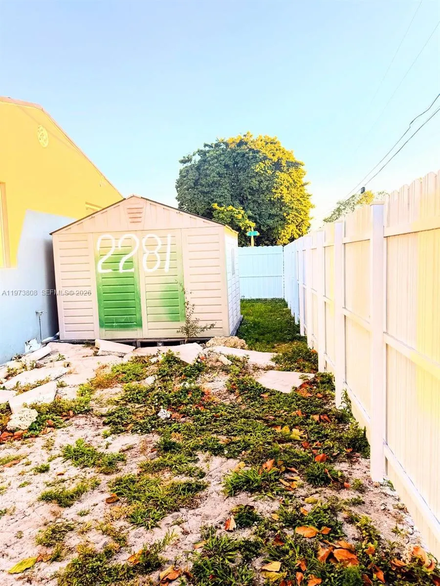2281 Nw 81st Ter, Miami, Florida 33147, Miami, Florida 33147, 3 Bedrooms Bedrooms, ,3 BathroomsBathrooms,Residential,For Sale,2281 Nw 81st Ter, Miami, Florida 33147,A11973808