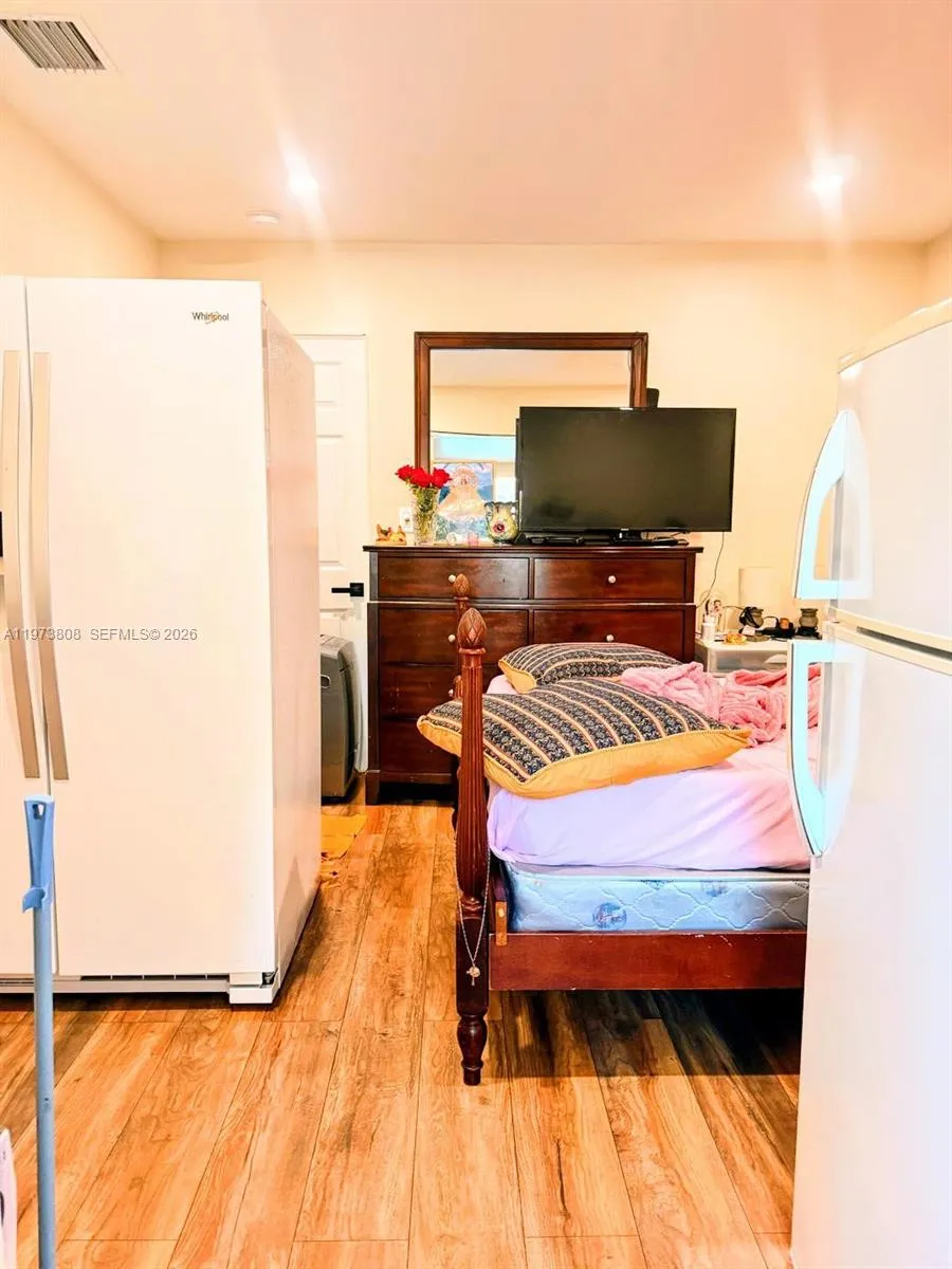 2281 Nw 81st Ter, Miami, Florida 33147, Miami, Florida 33147, 3 Bedrooms Bedrooms, ,3 BathroomsBathrooms,Residential,For Sale,2281 Nw 81st Ter, Miami, Florida 33147,A11973808