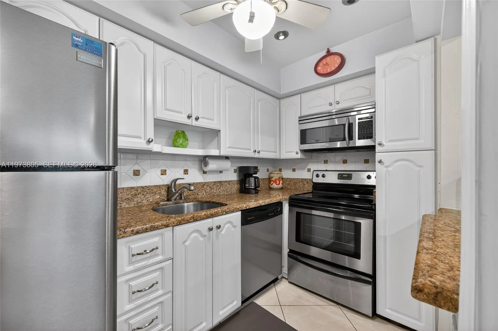 1308 Bayview Dr 2b, Fort Lauderdale, Florida 33304, Fort Lauderdale, Florida 33304, 2 Bedrooms Bedrooms, ,2 BathroomsBathrooms,Residential,For Sale,1308 Bayview Dr 2b, Fort Lauderdale, Florida 33304,A11973805