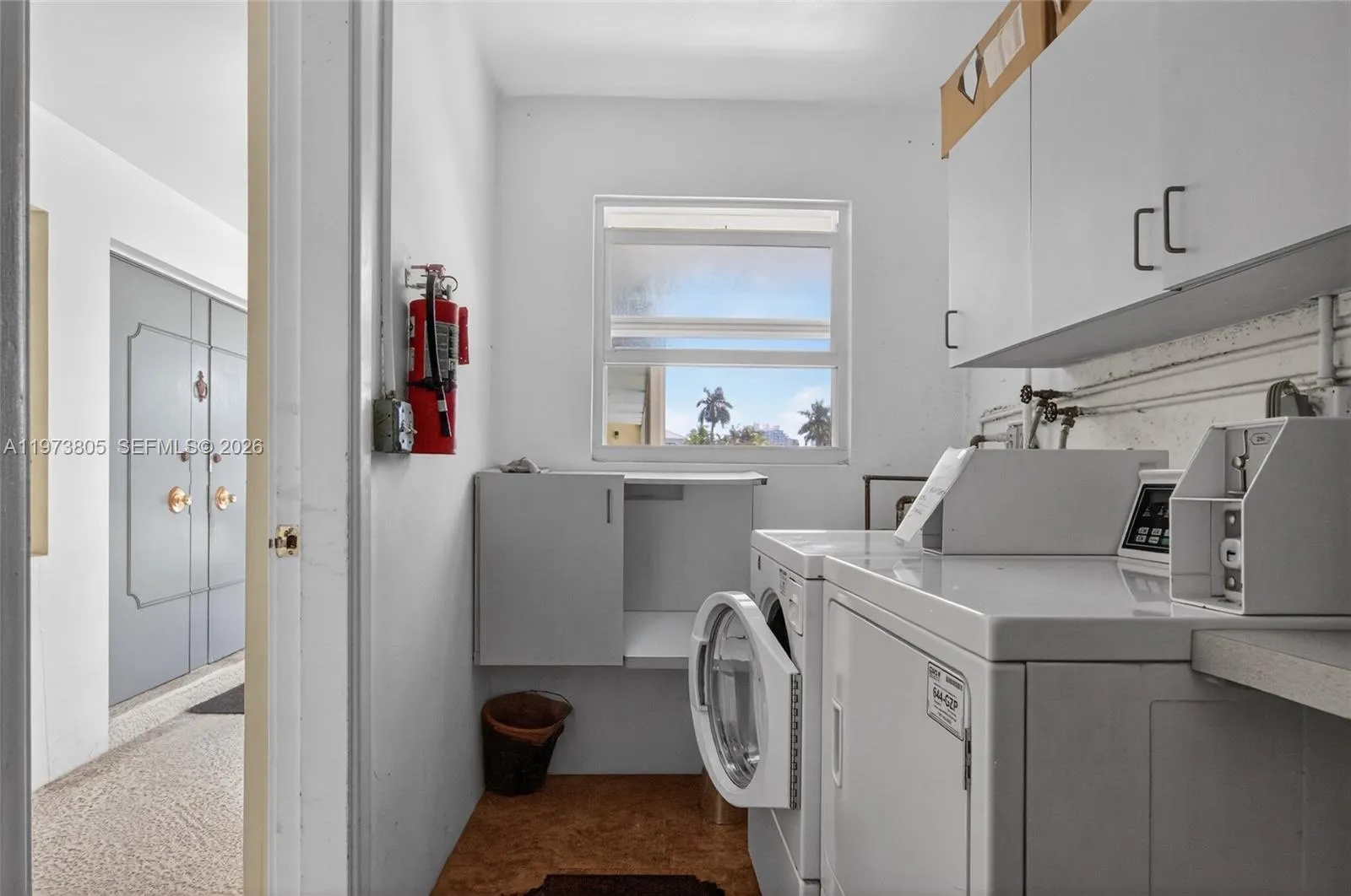 1308 Bayview Dr 2b, Fort Lauderdale, Florida 33304, Fort Lauderdale, Florida 33304, 2 Bedrooms Bedrooms, ,2 BathroomsBathrooms,Residential,For Sale,1308 Bayview Dr 2b, Fort Lauderdale, Florida 33304,A11973805