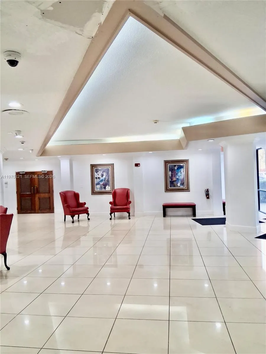1300 Ne Miami Gardens Dr 320e, Miami, Florida 3317, Miami, Florida 33179, 2 Bedrooms Bedrooms, ,2 BathroomsBathrooms,Residential Lease,For Rent,1300 Ne Miami Gardens Dr 320e, Miami, Florida 3317,A11970421