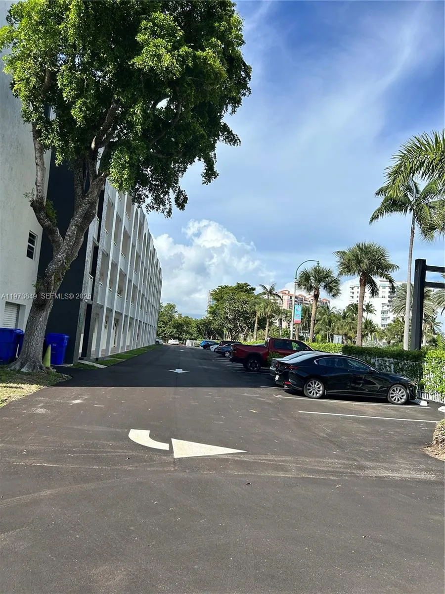 1541 S Ocean Blvd 415, Lauderdale By The Sea, Flor, Lauderdale By The Sea, Florida 33062, 2 Bedrooms Bedrooms, ,2 BathroomsBathrooms,Residential Lease,For Rent,1541 S Ocean Blvd 415, Lauderdale By The Sea, Flor,A11973849