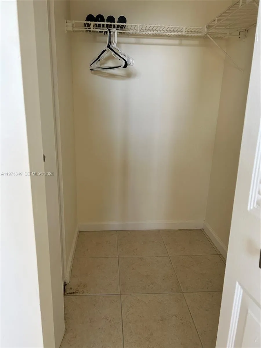 1541 S Ocean Blvd 415, Lauderdale By The Sea, Flor, Lauderdale By The Sea, Florida 33062, 2 Bedrooms Bedrooms, ,2 BathroomsBathrooms,Residential Lease,For Rent,1541 S Ocean Blvd 415, Lauderdale By The Sea, Flor,A11973849