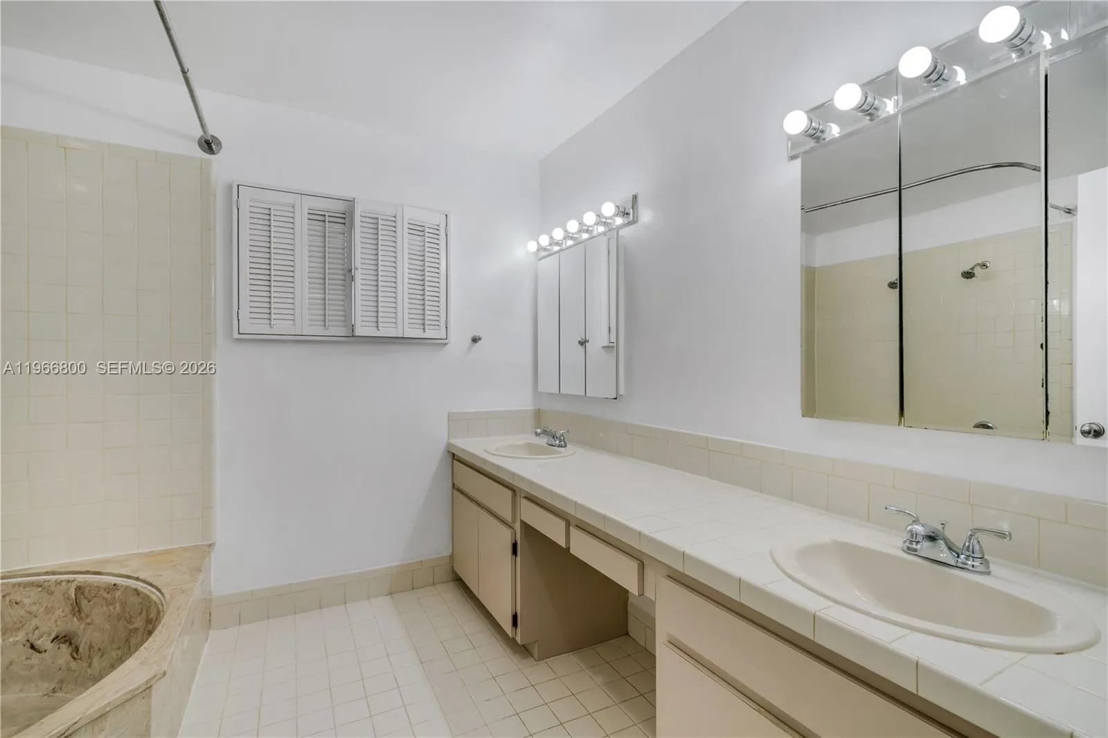 6500 Sw 54th Ln, South Miami, Florida 33155, South Miami, Florida 33155, 3 Bedrooms Bedrooms, ,3 BathroomsBathrooms,Residential Lease,For Rent,6500 Sw 54th Ln, South Miami, Florida 33155,A11966800