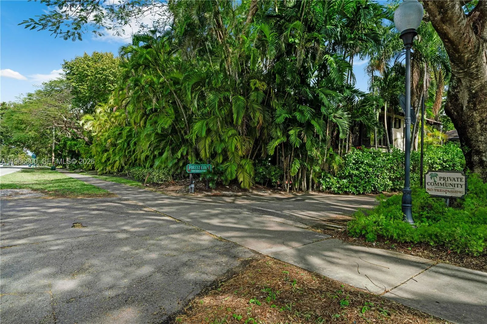 6500 Sw 54th Ln, South Miami, Florida 33155, South Miami, Florida 33155, 3 Bedrooms Bedrooms, ,3 BathroomsBathrooms,Residential Lease,For Rent,6500 Sw 54th Ln, South Miami, Florida 33155,A11966800