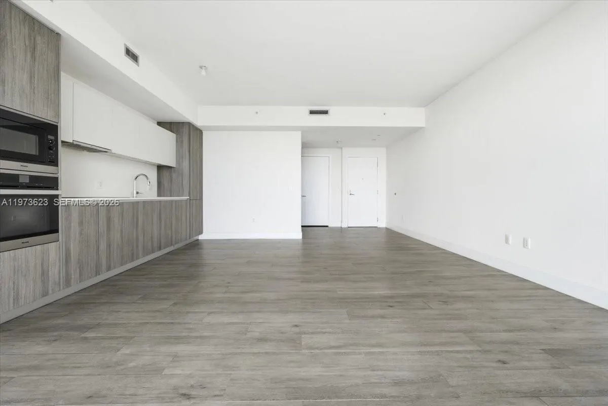 2900 Ne 7th Ave 3004, Miami, Florida 33137, Miami, Florida 33137, 2 Bedrooms Bedrooms, ,2 BathroomsBathrooms,Residential,For Sale,2900 Ne 7th Ave 3004, Miami, Florida 33137,A11973623